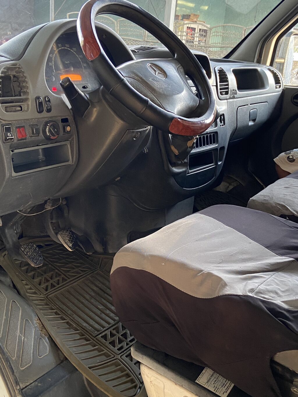 Mercedes-Benz Спринтер: 2006 г., 2.9 л, Механика, Дизель, Бус: фото 2