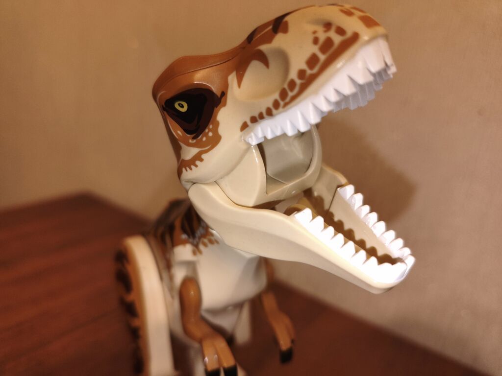 Фигурка динозавра T-Rex (совместима с конструктором LEGO) - Крупная: фото 4