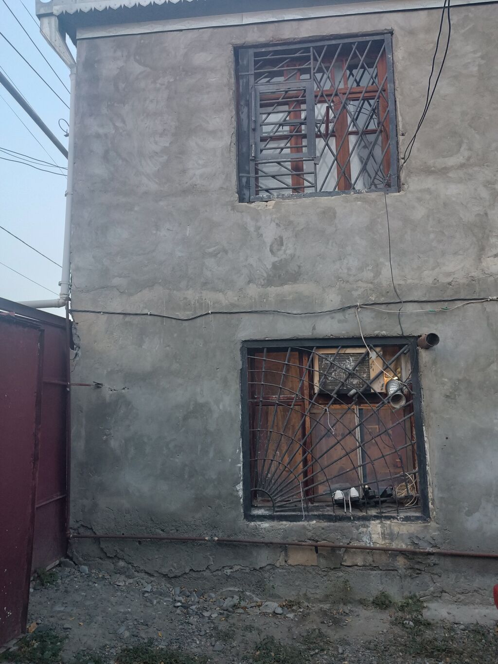 8 otaq, 90 kv. m, Orta təmir