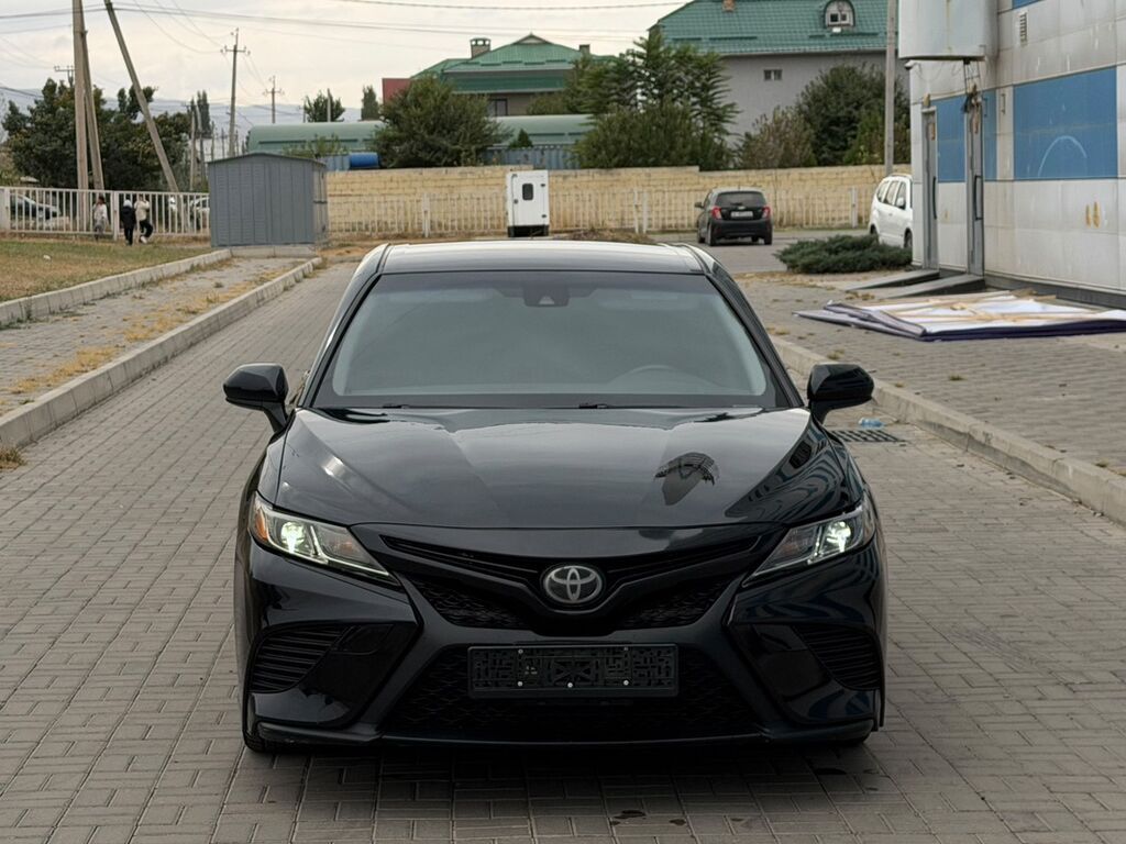 Toyota Camry: 2019 г., Автомат, Бензин, Седан: фото 2