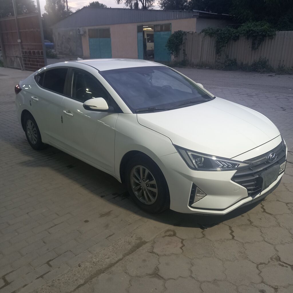 Hyundai Avante: 2019 г., 1.6 л, Автомат, Бензин, Седан: фото 4