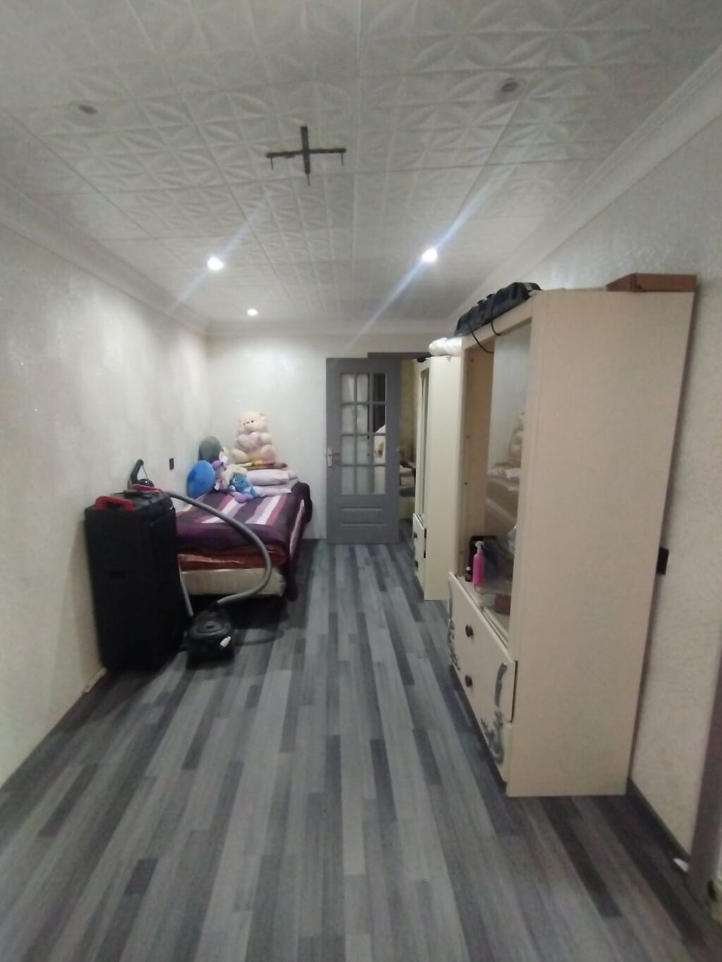4 otaqlı, 120 kv. m, Yeni təmirli