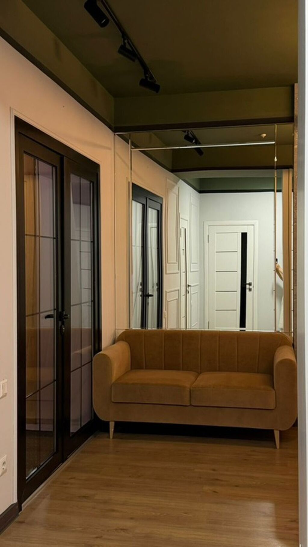 3 комнаты, 80 м², Верхний Джал Элитка, 9 этаж, Дизайнерский ремонт: фото 3