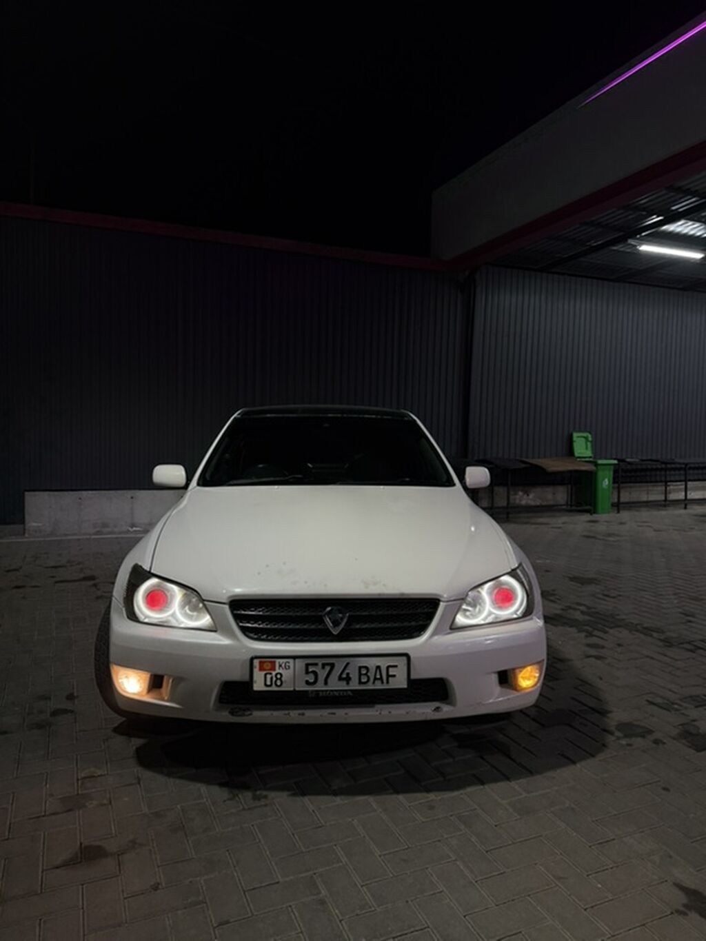 Toyota Altezza: 2004 г., 2 л, Автомат, Бензин, Универсал: фото 1