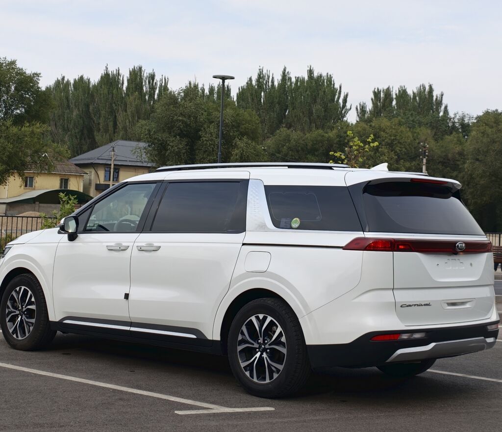 Kia Carnival: 2020 г., 2.2 л, Автомат, Дизель, Минивэн: фото 3