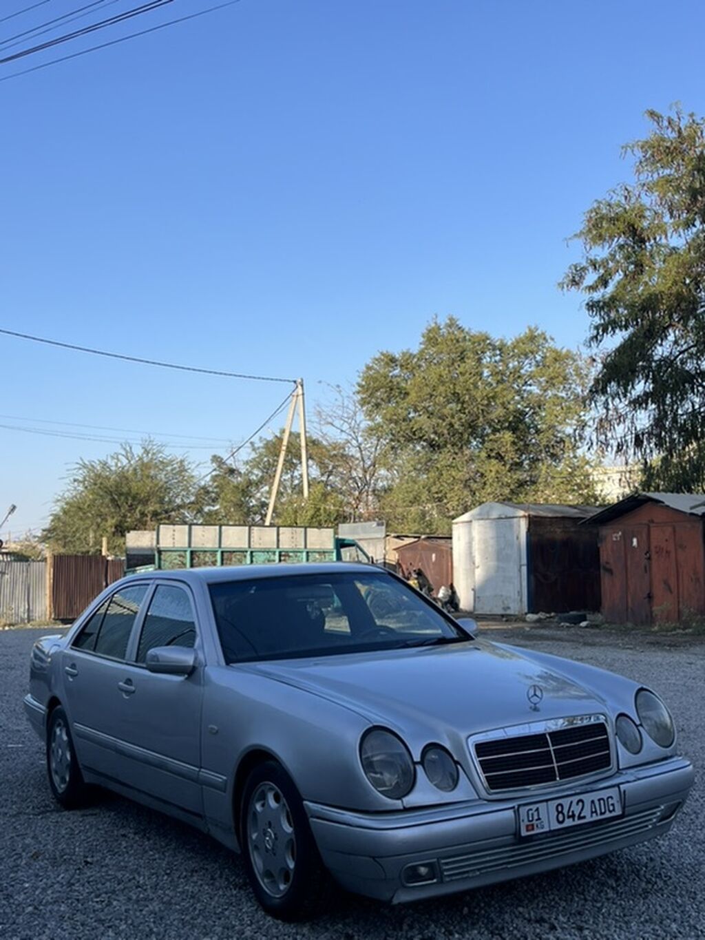 Mercedes-Benz E-Class: 1996 г., 3.2 л, Автомат, Бензин, Седан: фото 2
