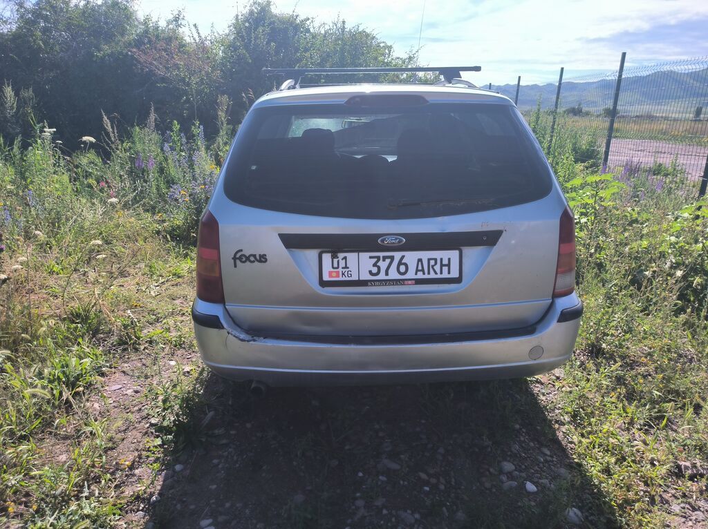 Ford Focus: 2003 г., 1.6 л, Механика, Бензин, Универсал: фото 8