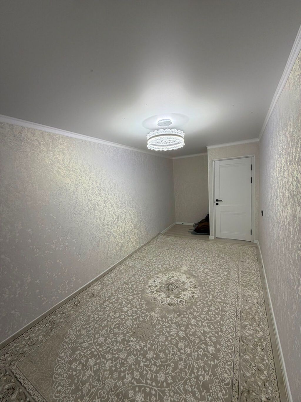 3 комнаты, 60 м², 10 мкр 104 серия, 1 этаж, Евроремонт: фото 3