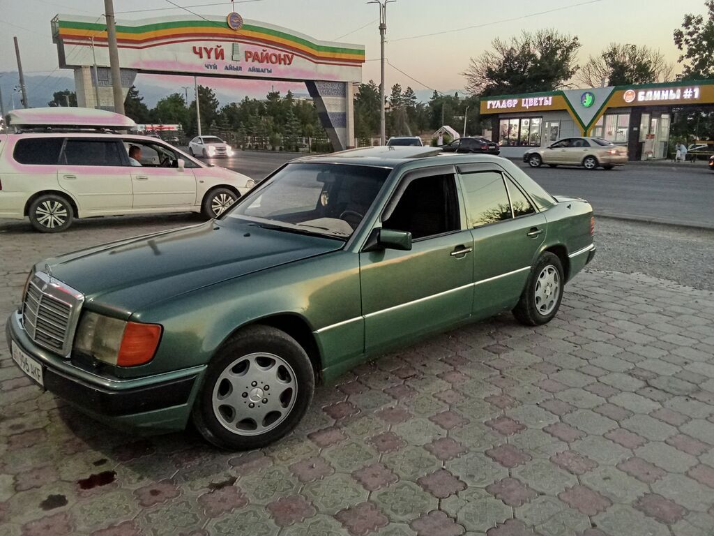 Mercedes-Benz W124: 1991 г., 3.2 л, Автомат, Седан: фото 7