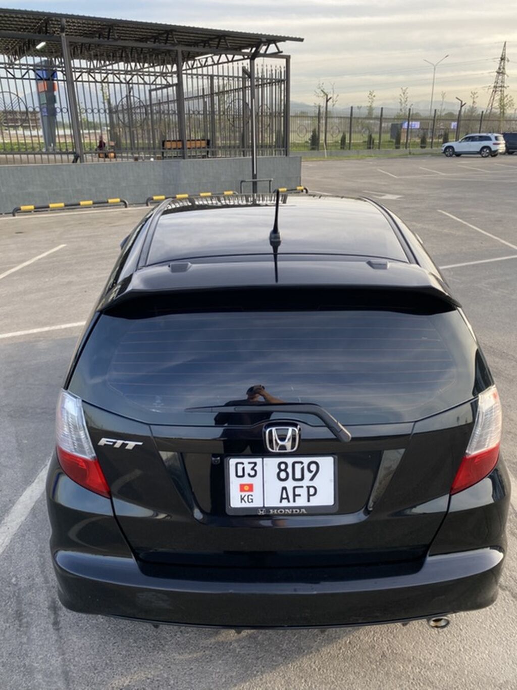 Honda Fit: 2010 г., 1.5 л, Автомат, Бензин, Хэтчбэк: фото 5