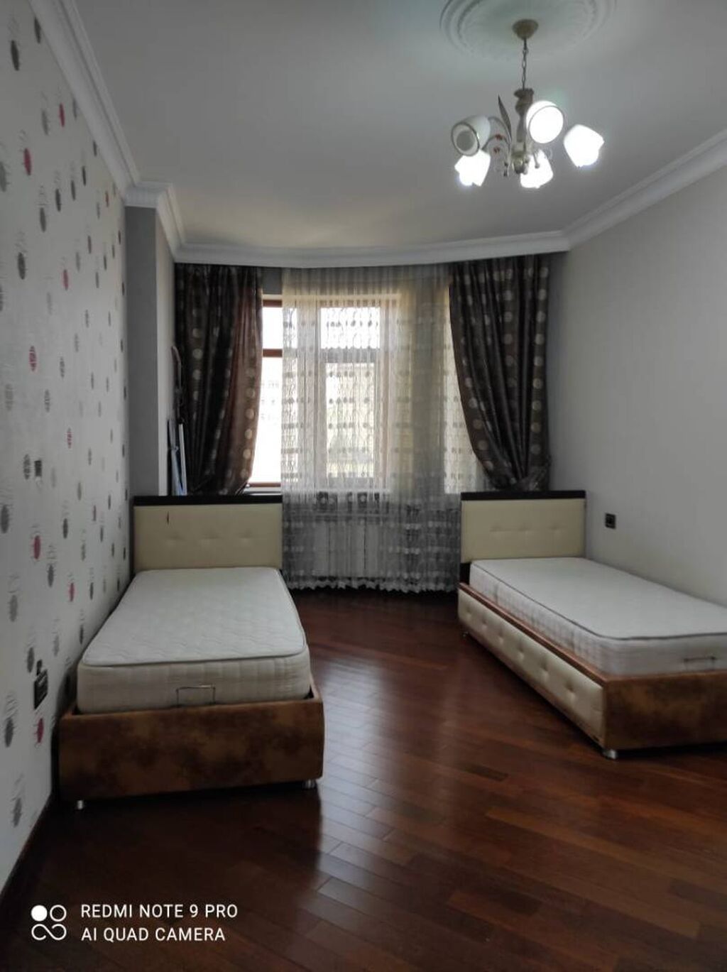 3 otaqlı, Yeni tikili, m. İnşaatçılar, 124 kv. m