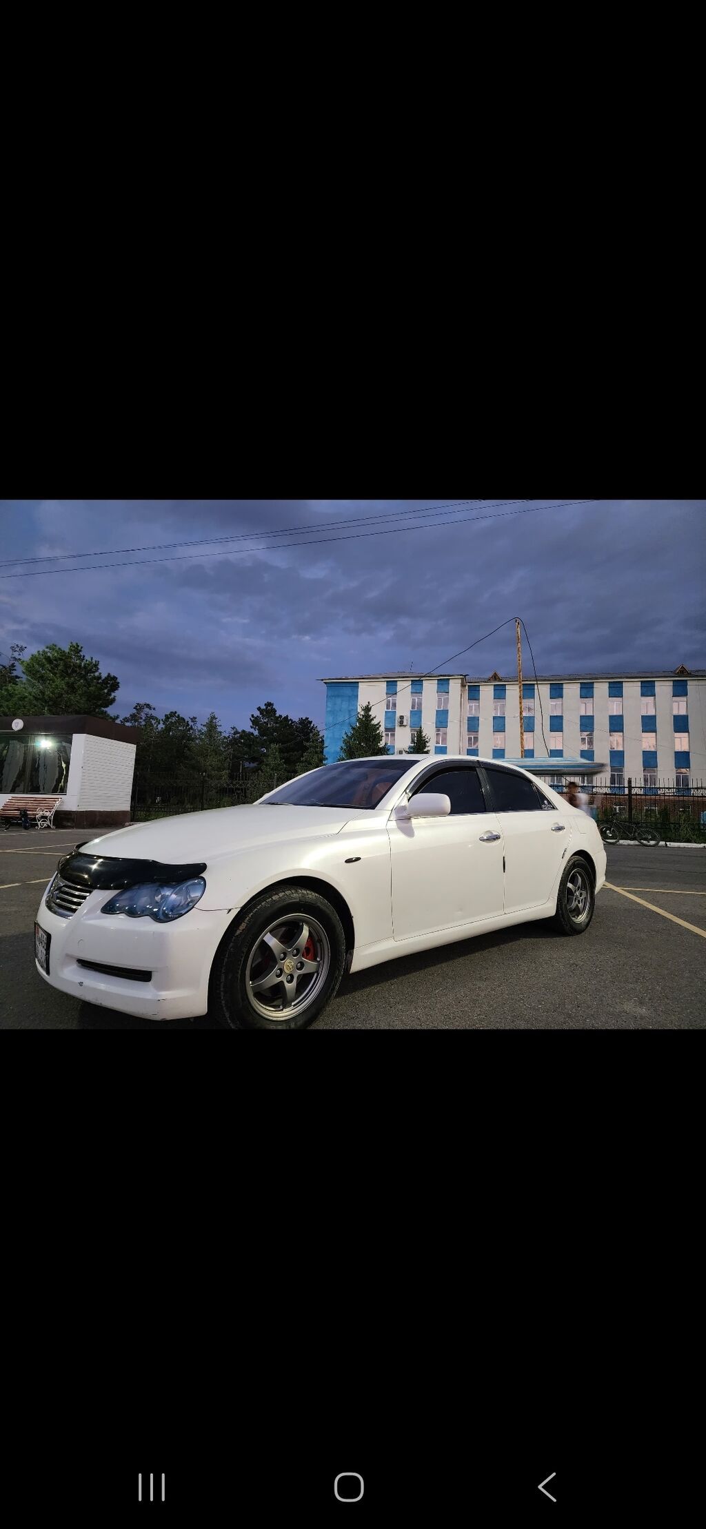 Toyota Mark X: 2005 г., 2.5 л, Автомат, Бензин, Седан: фото 3