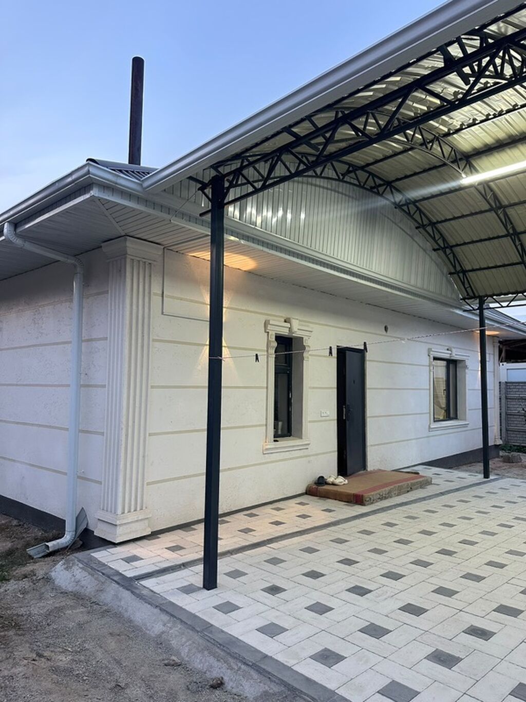 6 комнат, 210 м², 7 соток, Бишкек, Селекционное с. Собственник