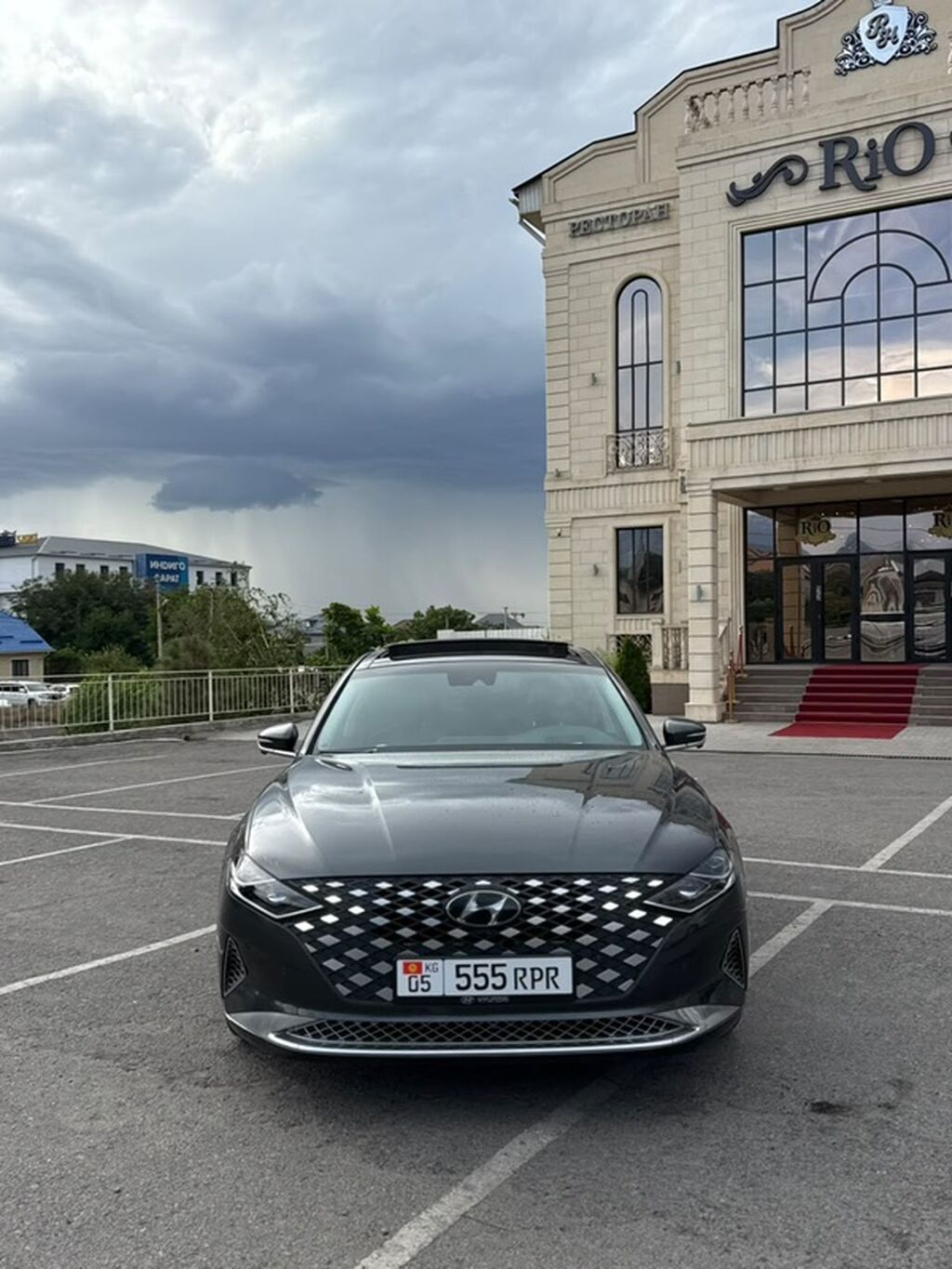 Hyundai Grandeur: 2021 г., 2.4 л, Автомат, Гибрид, Седан: фото 2