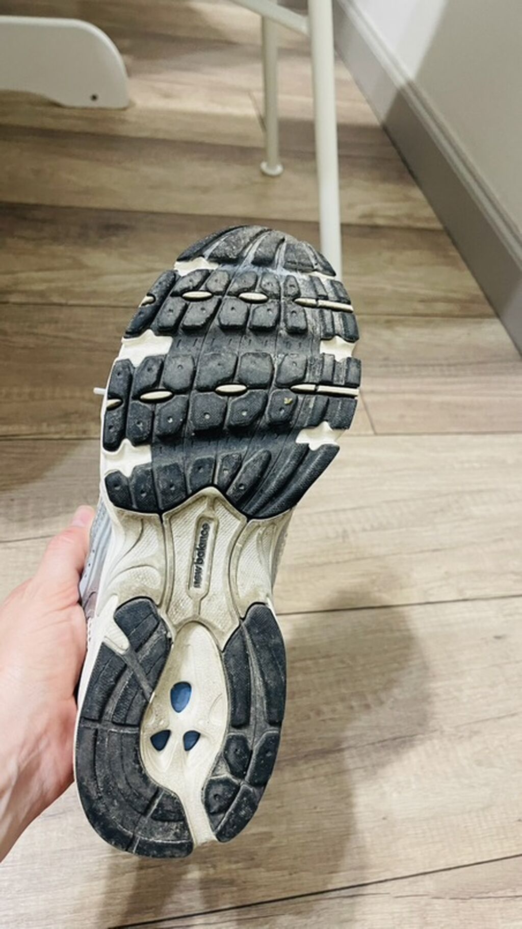 Оригинал! Состояние отличное. New Balance 530 Маломерят. Подойдут: фото 4