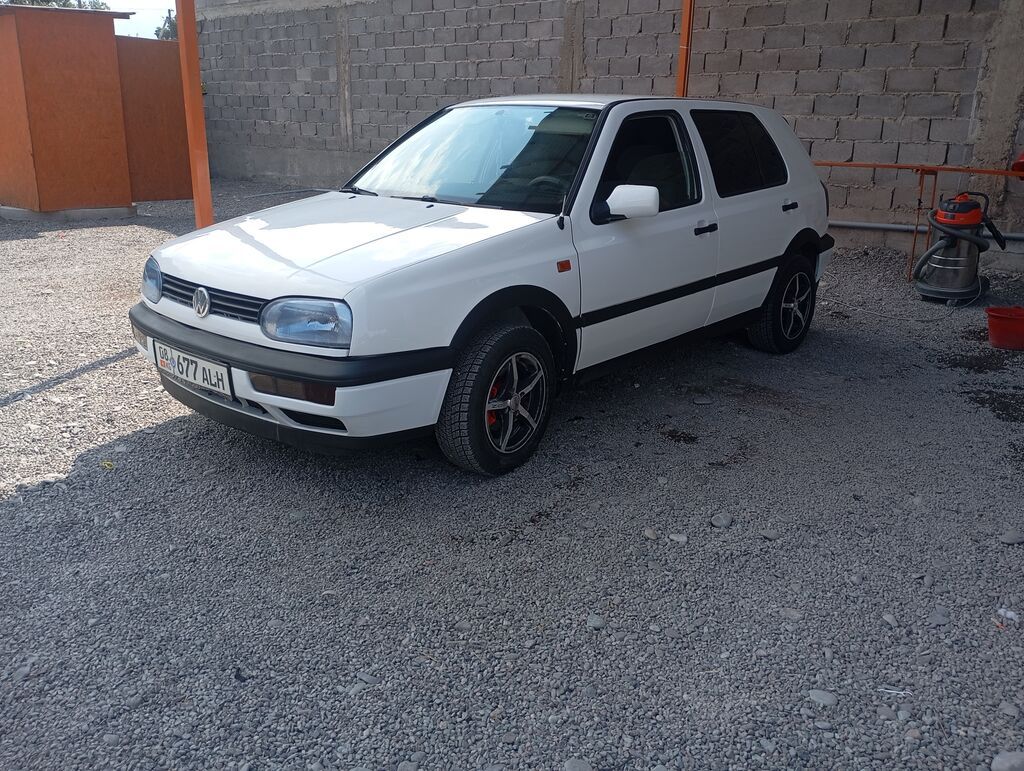 Volkswagen Golf: 1993 г., Механика, Бензин: фото 2