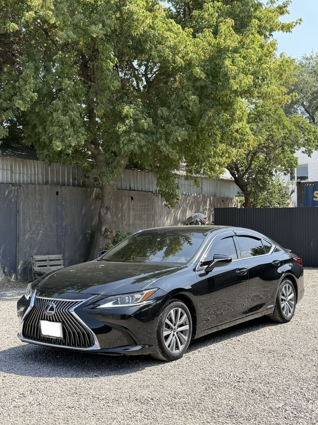 Lexus ES: 2021 г., 2.5 л, Автомат, Гибрид, Седан: фото 2