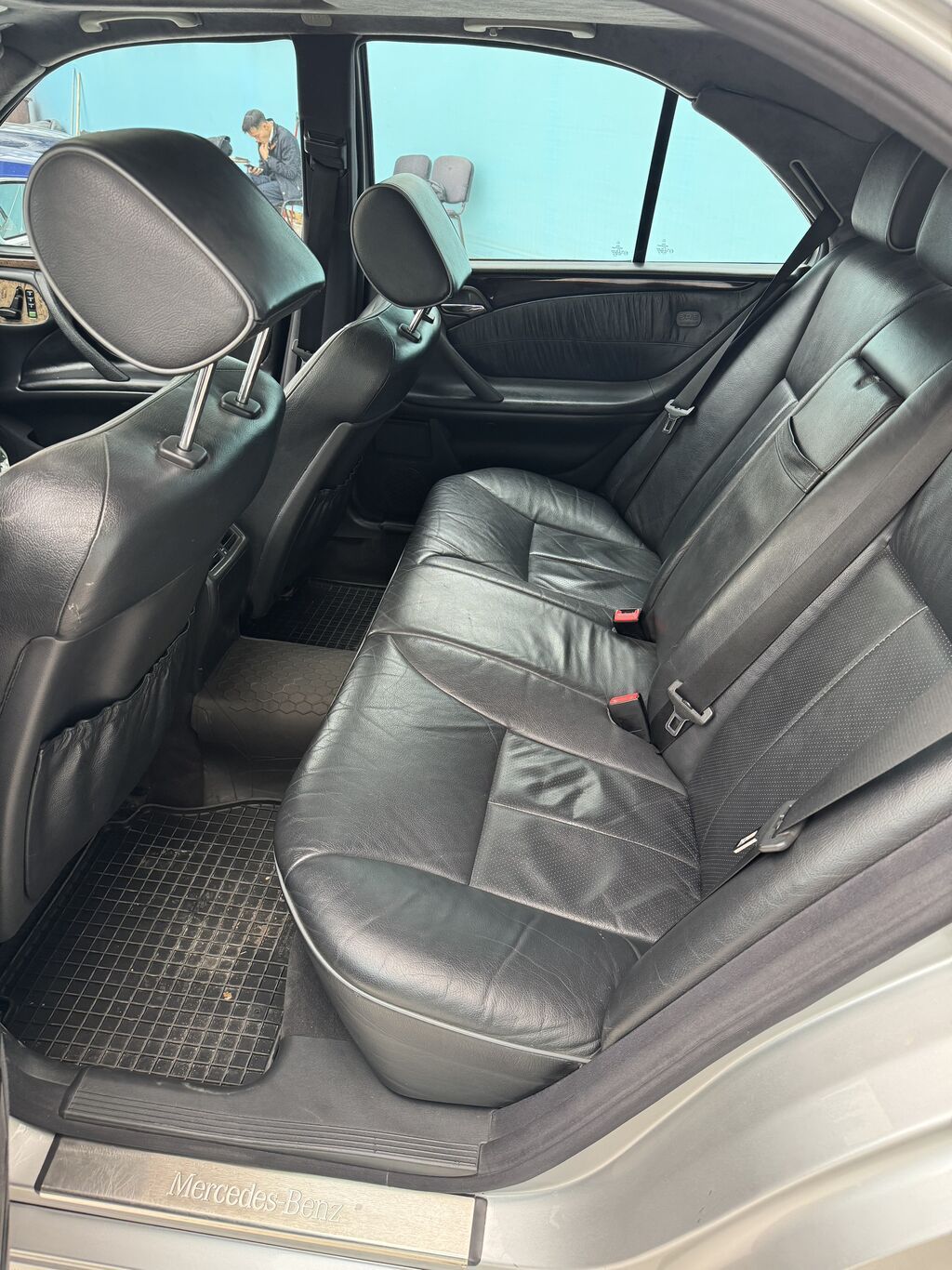Mercedes-Benz E-Class: 2001 г., 5 л, Автомат, Бензин, Седан: фото 6