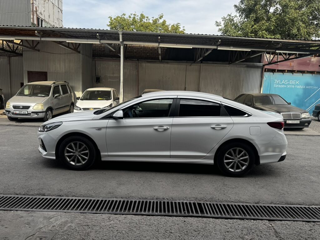 Hyundai Sonata: 2022 г., 2 л, Автомат, Газ, Седан: фото 4