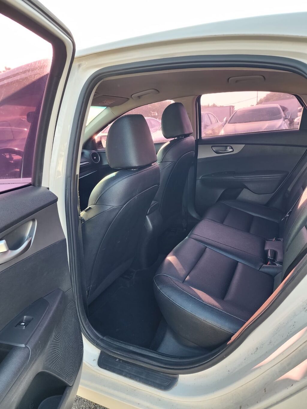 Kia Cerato: 2020 г., Автомат, Седан: фото 6