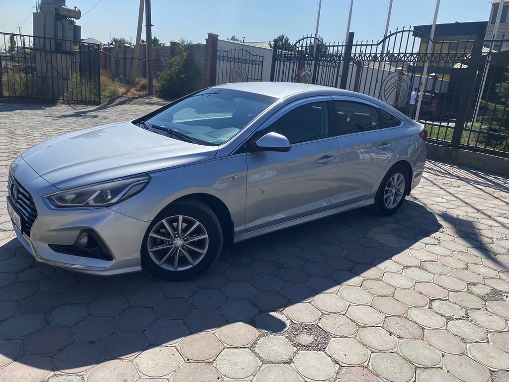Hyundai Sonata: 2017 г., 2 л, Автомат, Газ, Седан: фото 2