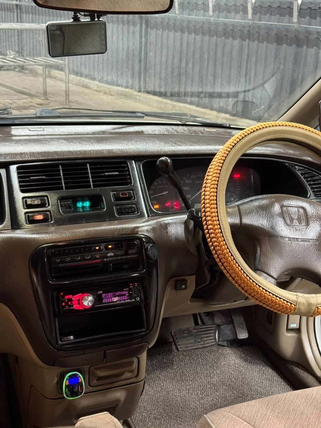 Honda Odyssey: 1999 г., 2.3 л, Автомат, Газ, Минивэн: фото 7
