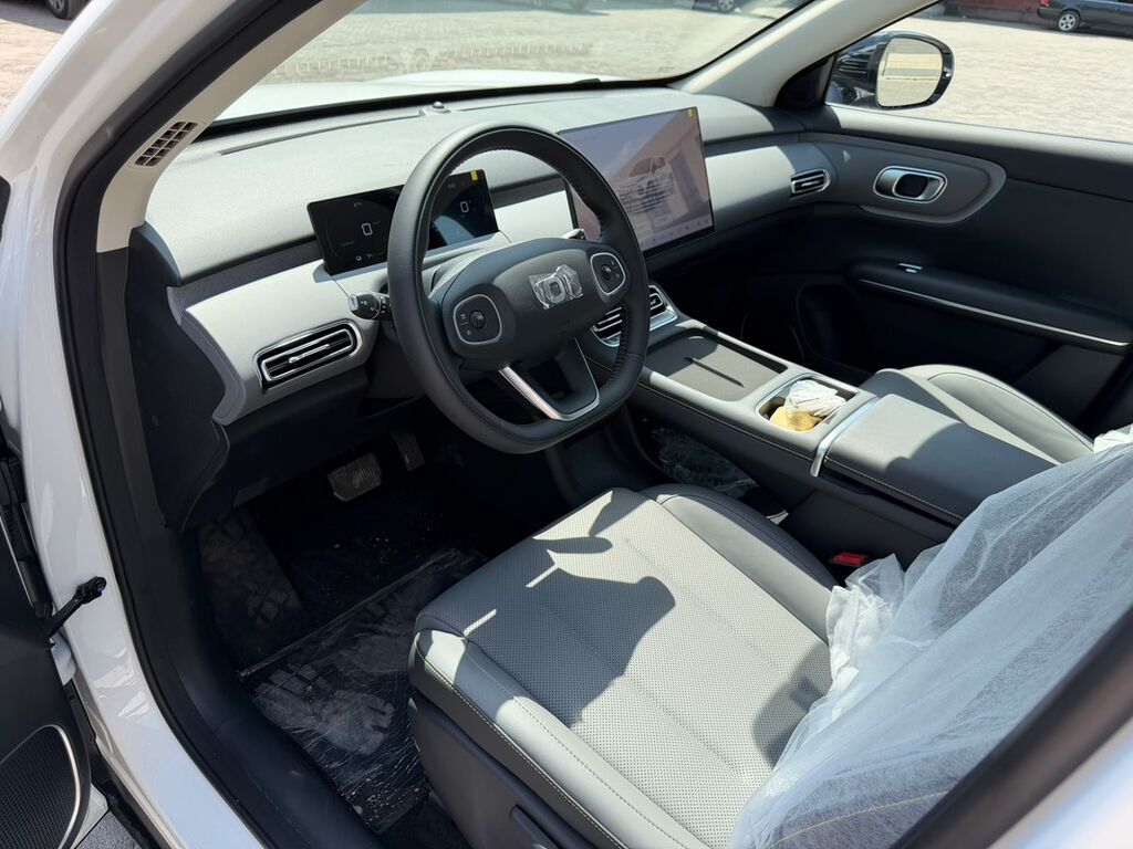 Changan Qiyuan Q05: 2026 г., 0.1 л, Электромобиль, Кроссовер: фото 3