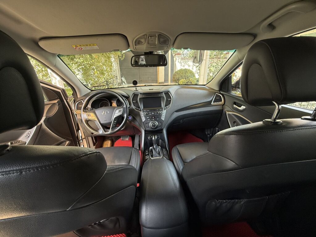Hyundai Santa Fe: 2017 г., 2 л, Автомат, Дизель, Кроссовер: фото 5