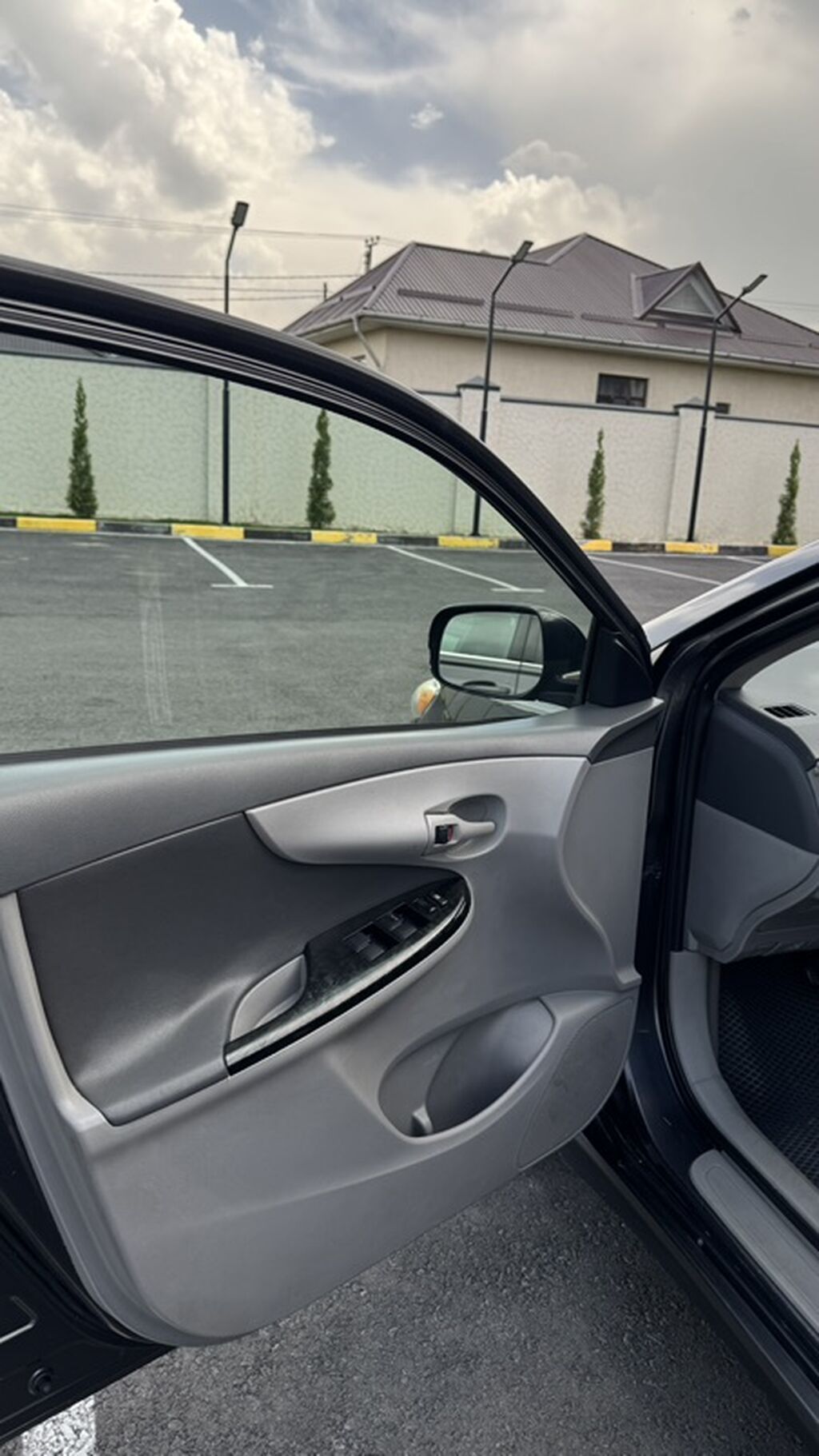 Toyota Corolla: 2009 г., 1.8 л, Автомат, Бензин, Седан: фото 8