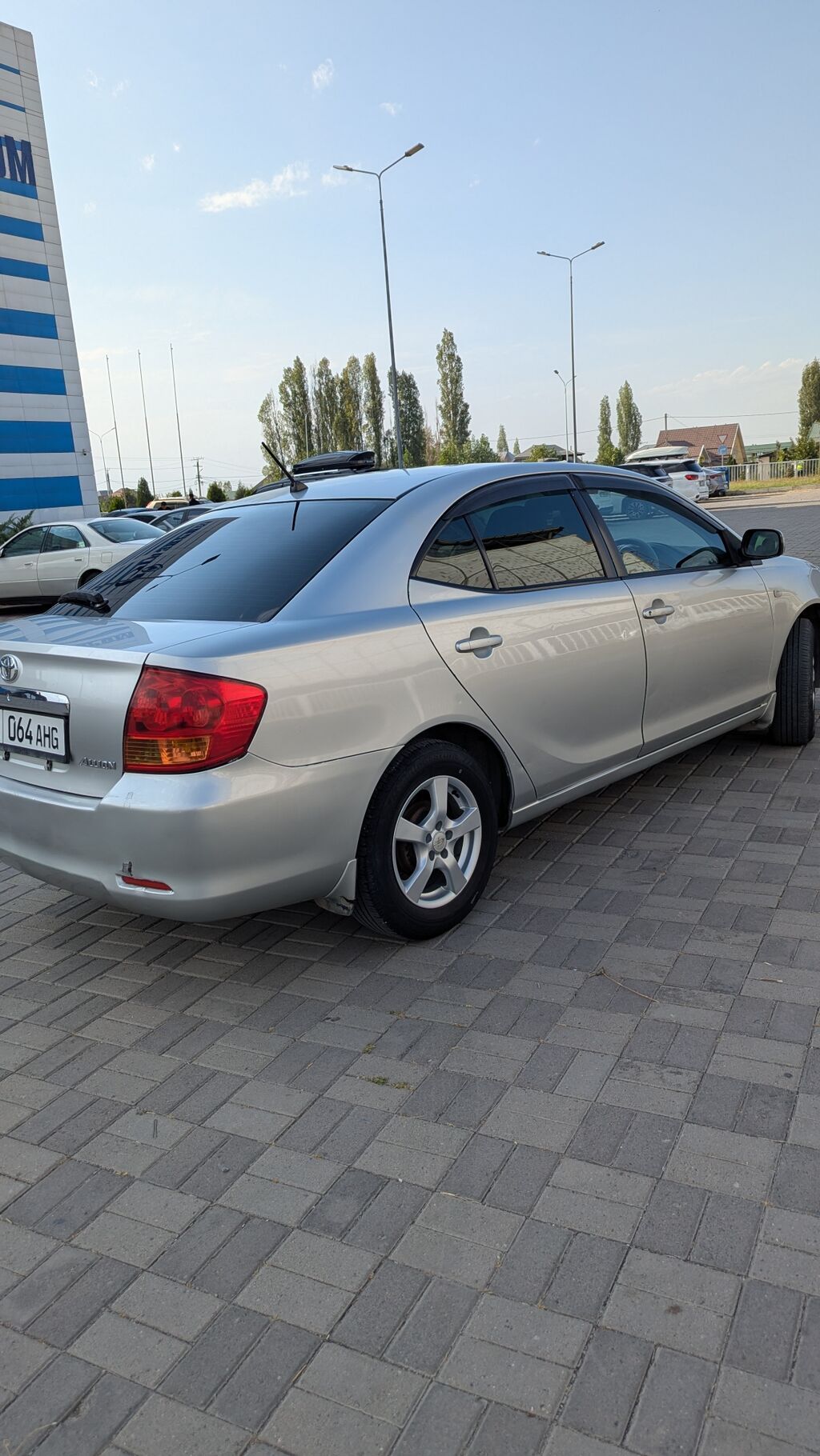 Toyota Allion: 2004 г., 1.8 л, Автомат, Бензин, Седан: фото 4