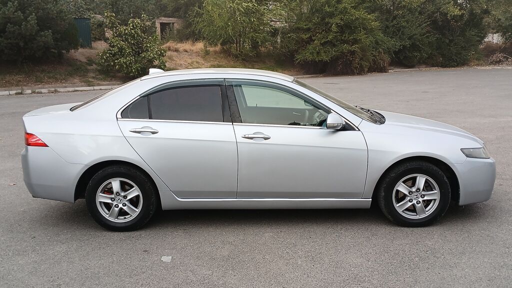 Honda Accord: 2003 г., 2 л, Автомат, Бензин, Седан: фото 8
