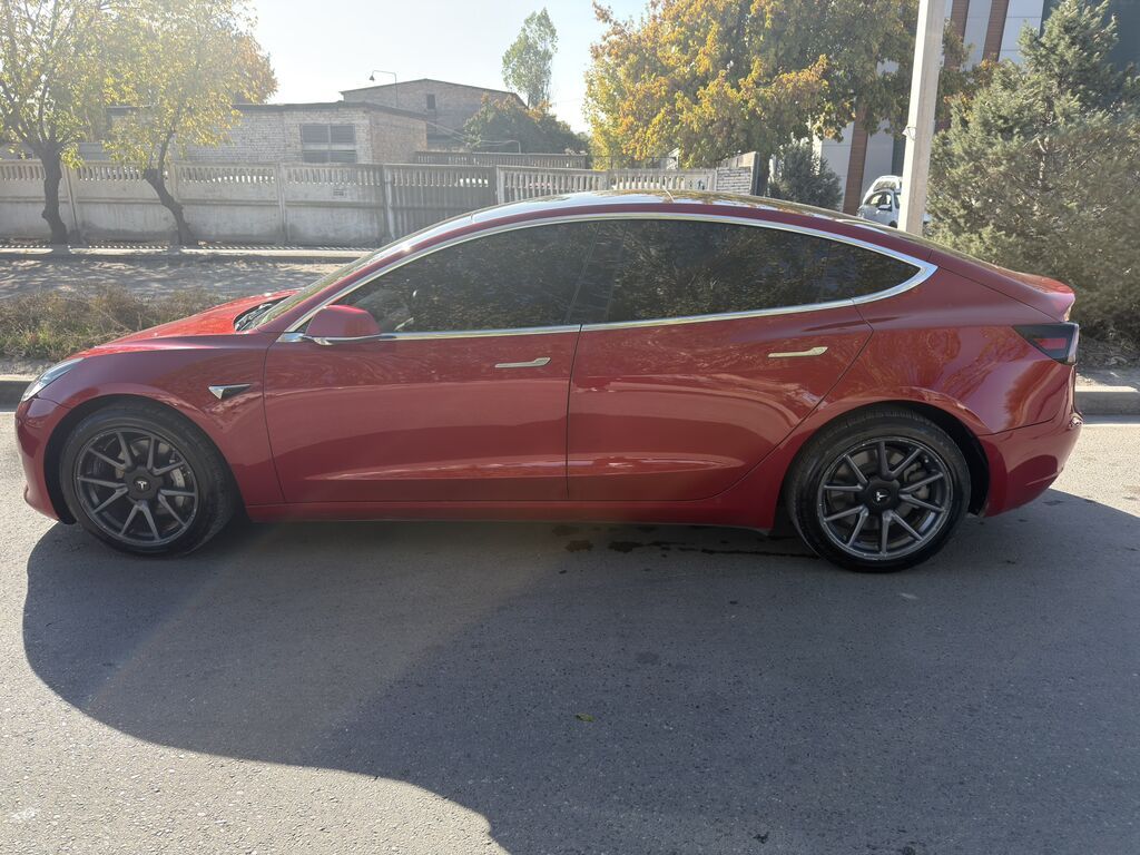 Tesla Model 3: 2020 г.: фото 4
