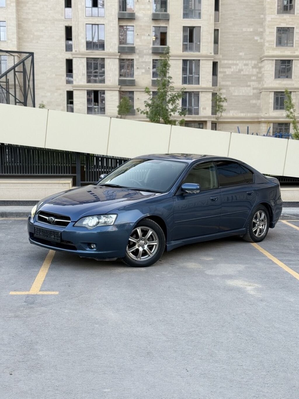 Subaru Legacy: 2003 г., 2 л, Автомат, Бензин, Седан: фото 3