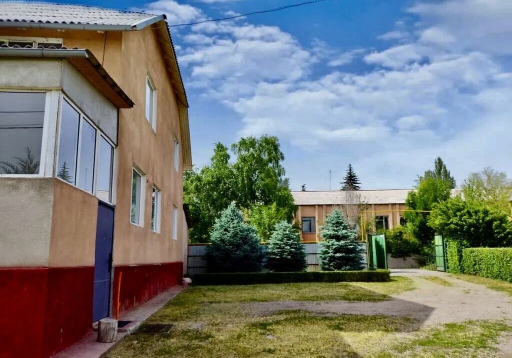 Продам просторный дом в Канте, 6 комнат, 8 соток: фото 1