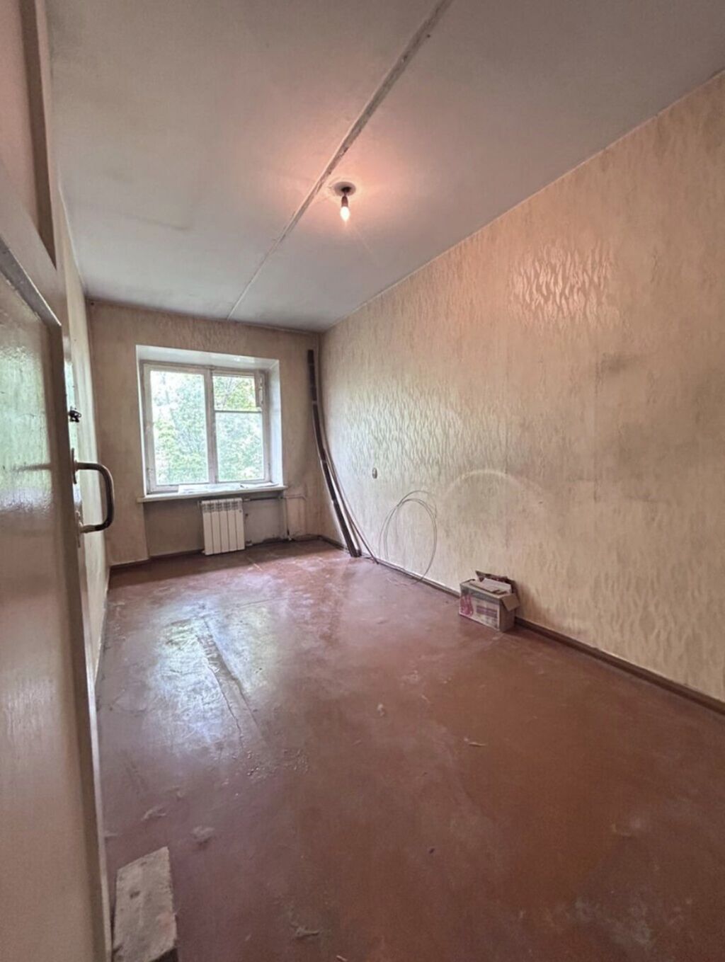 2 комнаты, 42 м², Юг-2 мкр Индивидуалка, 4 этаж, Старый ремонт: фото 2
