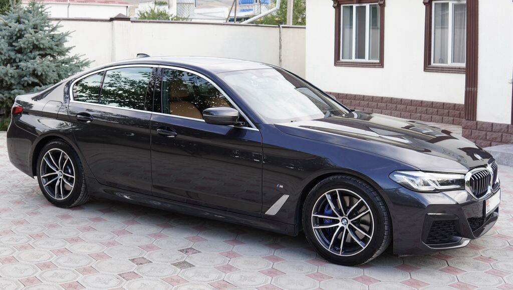 BMW 5 series: 2022 г., 2 л, Автомат, Бензин, Седан: фото 5