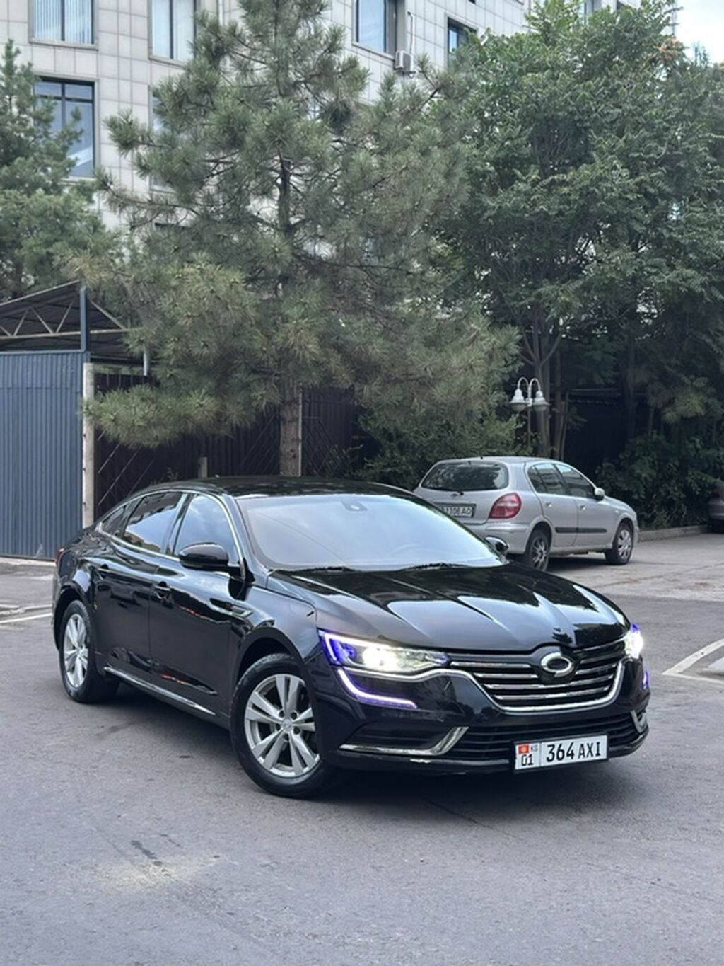 Renault SM6: 2017 г., 2 л, Автомат, Газ, Седан: фото 2