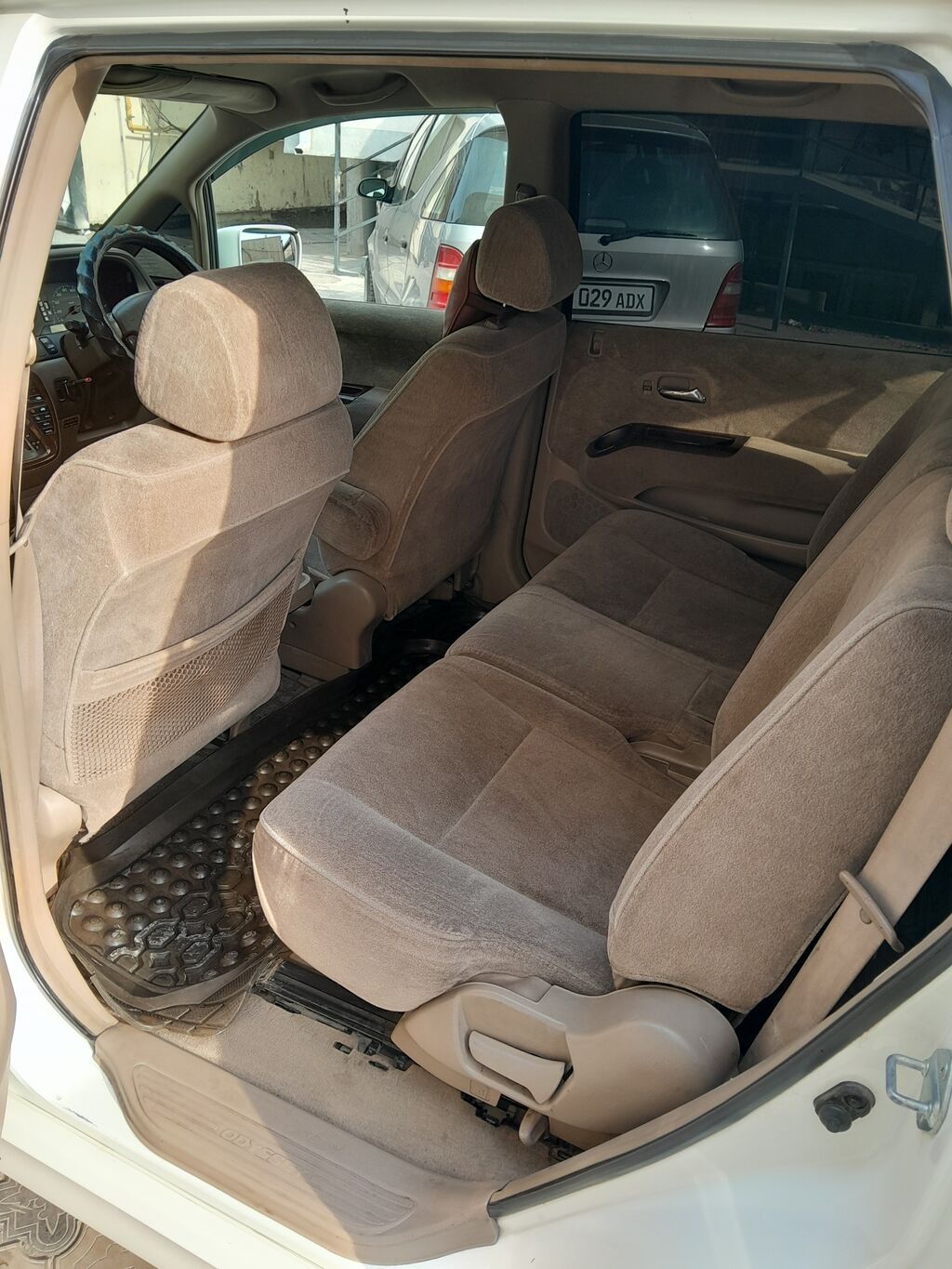 Honda Odyssey: 2000 г., 2.3 л, Автомат, Газ, Минивэн: фото 5