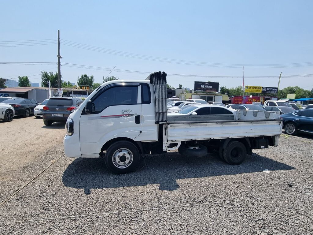 Kia Bongo III (тоннаж 1.2 т) — компактный бортовой грузовик с: фото 6