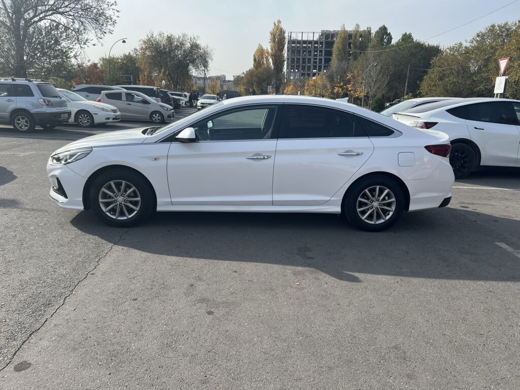 Hyundai Sonata: 2017 г., 2 л, Автомат, Газ, Седан: фото 3
