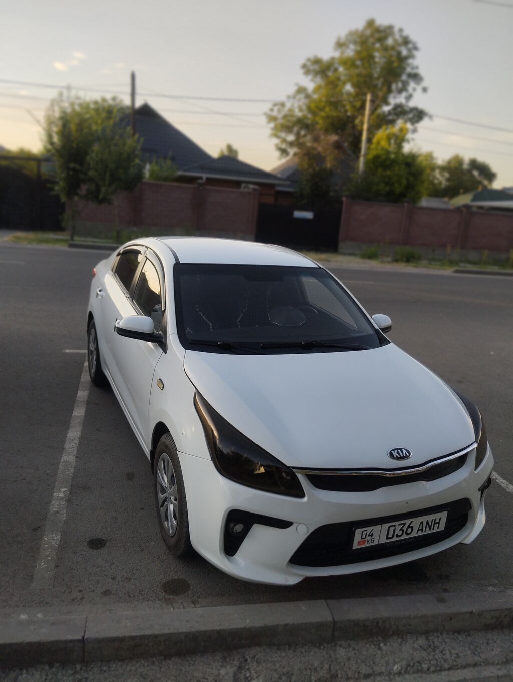 Kia Rio: 2018 г., 1.4 л, Автомат, Бензин, Седан: фото 3
