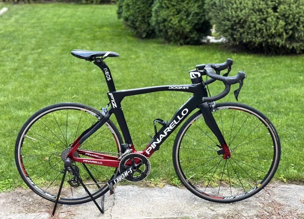 Шоссейный велосипед Pinarello Dogma F12 (Team INEOS) Велосипед почти: фото 1