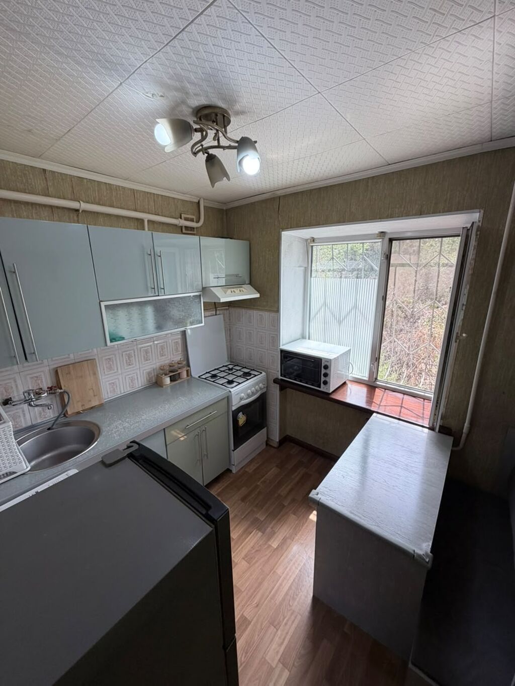 3 комнаты, 56 м², Мед Академия Хрущевка, 1 этаж, Старый ремонт: фото 5