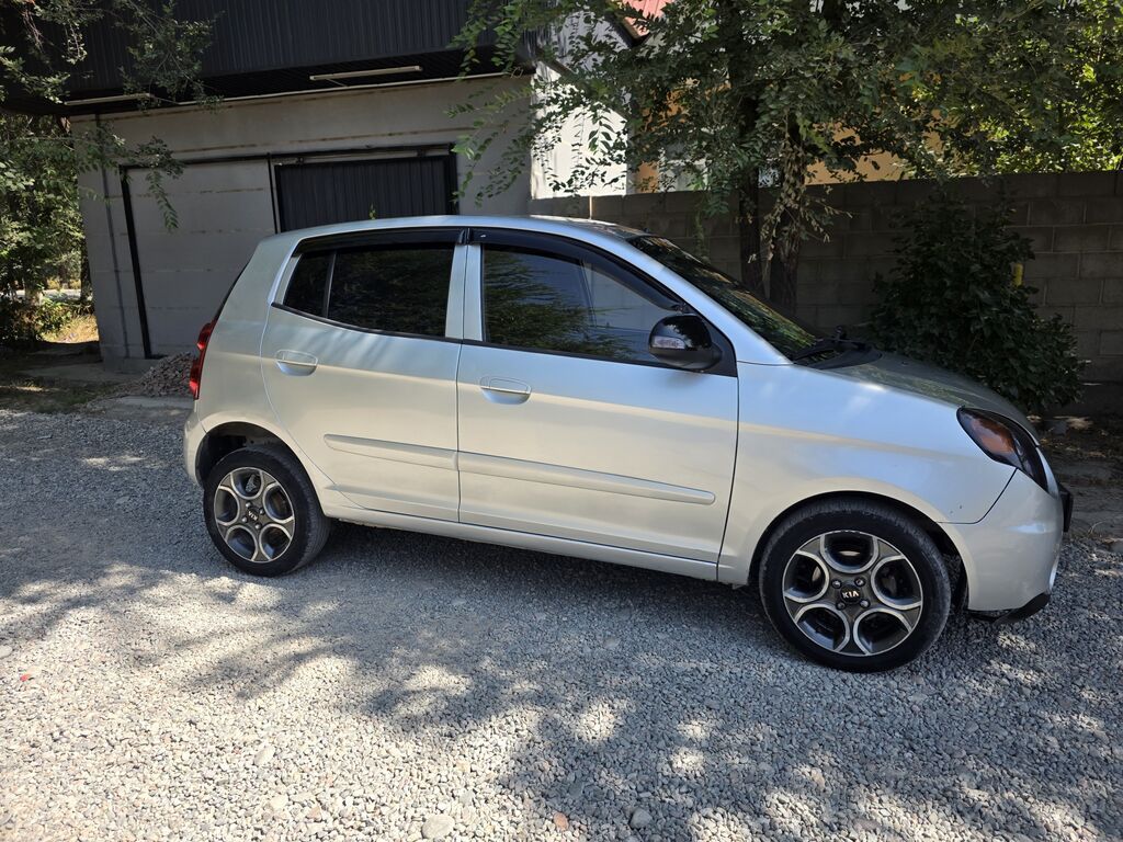 Kia Morning: 2009 г., 0.1 л, Автомат, Бензин, Хэтчбэк: фото 4