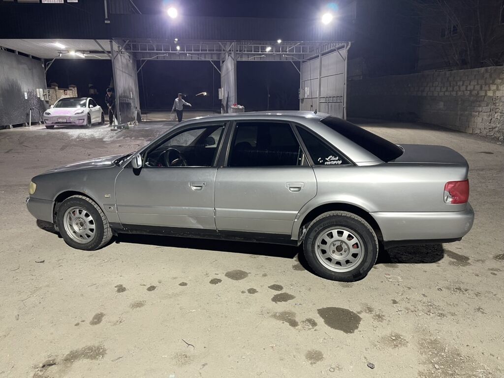 Audi A6: 1996 г., 1.8 л, Механика, Бензин, Седан: фото 2