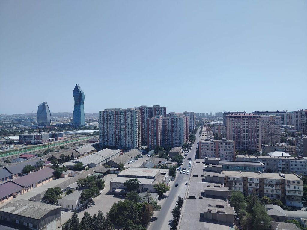 4 otaqlı, Yeni tikili, 180 kv. m
