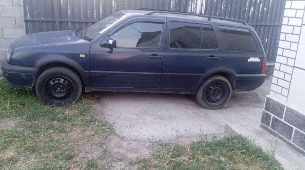 Volkswagen Golf Variant: 1994 г., 1.8 л, Механика, Бензин, Универсал: фото 3