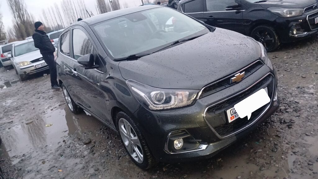 Chevrolet Spark: 2016 г., 1 л, Автомат, Бензин, Хэтчбэк: фото 2