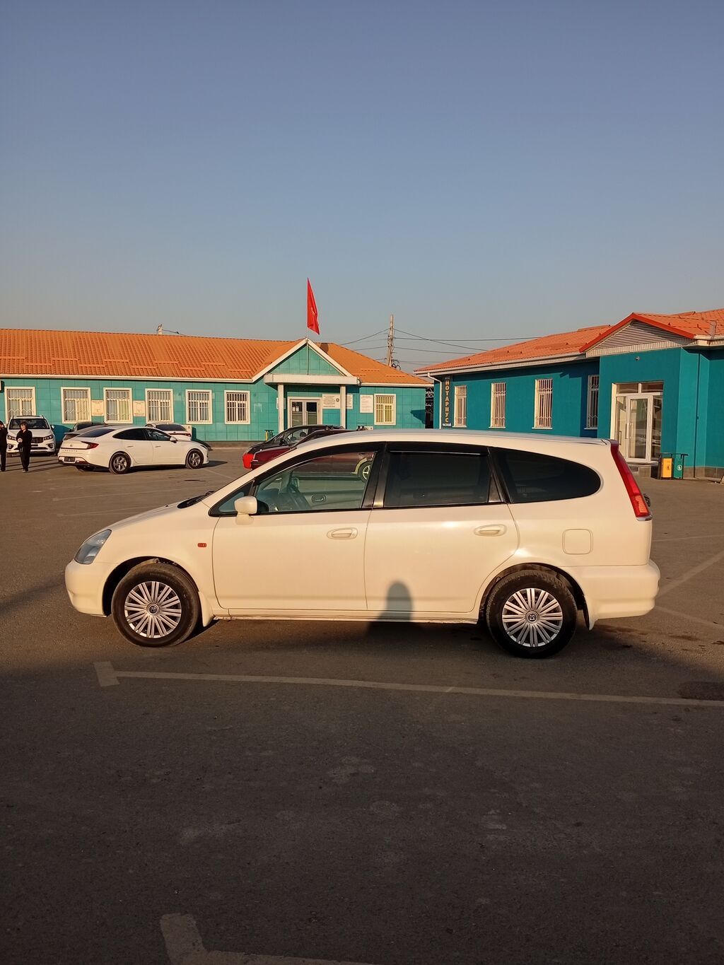 Honda Stream: 2002 г., 2 л, Автомат, Бензин, Минивэн: фото 3