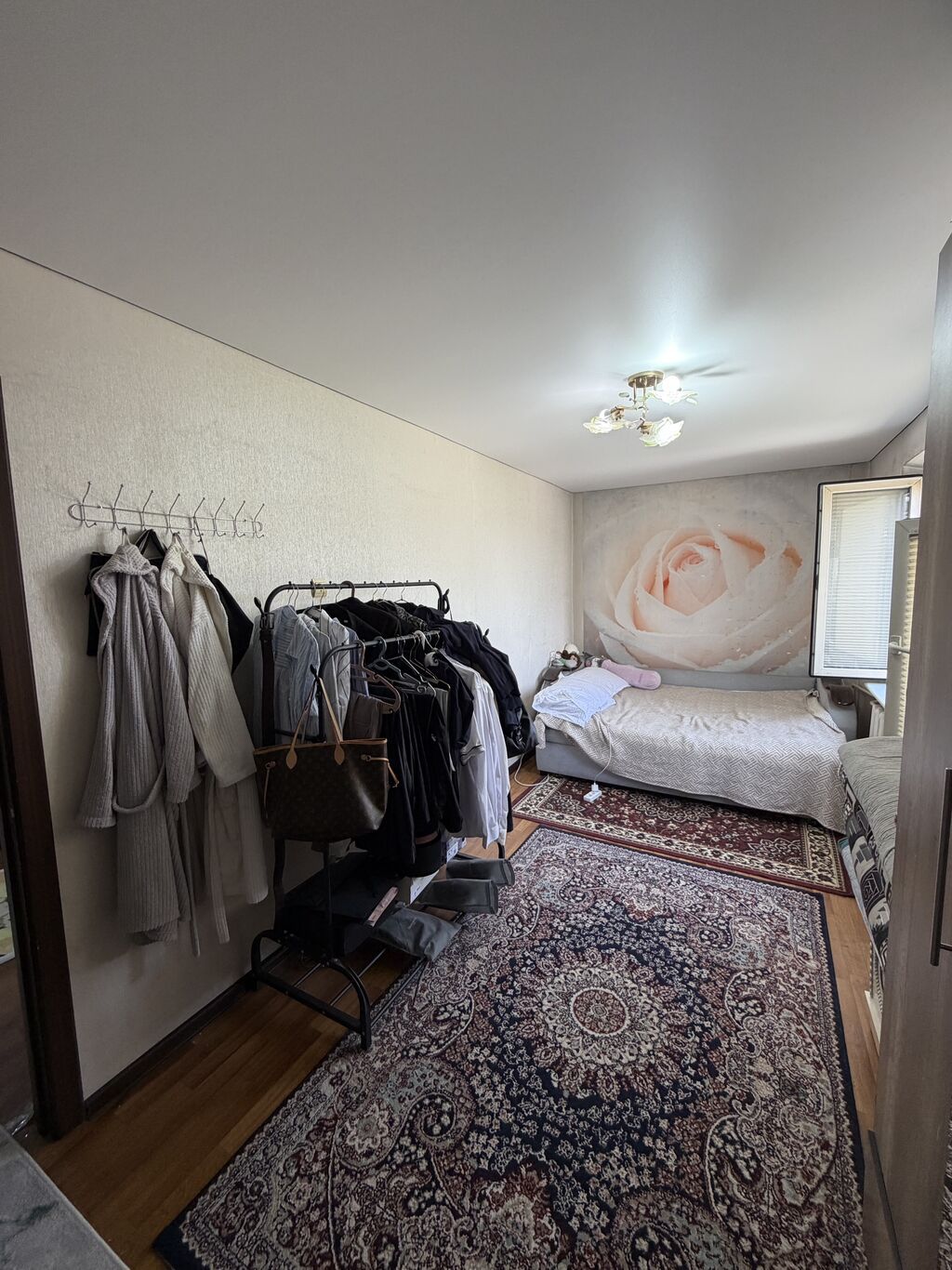 2 комнаты, 48 м², Азия Молл 104 серия, 4 этаж, Косметический ремонт: фото 2